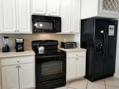 Parc Corniche Condominium Suites - 21