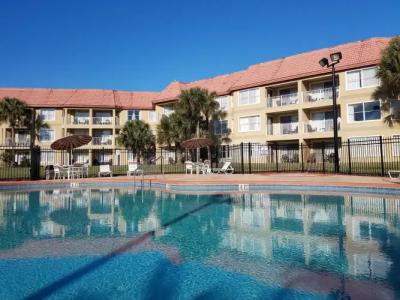 Parc Corniche Condominium Suites - 11