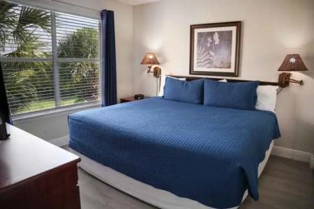 Parc Corniche Condominium Suites - 112