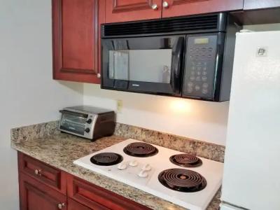 Parc Corniche Condominium Suites - 18