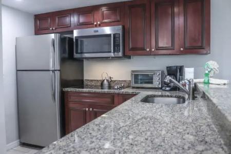 Parc Corniche Condominium Suites - 74