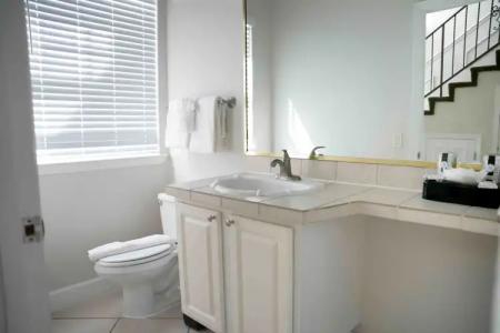 Parc Corniche Condominium Suites - 103