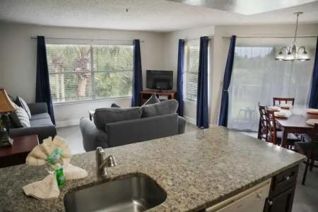 Parc Corniche Condominium Suites - 122