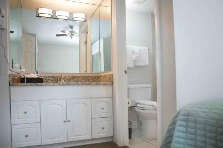 Parc Corniche Condominium Suites - 102