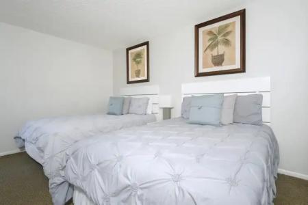 Parc Corniche Condominium Suites - 28