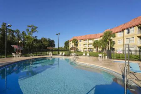 Parc Corniche Condominium Suites - 33