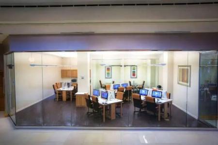 The Florida & Conference Center in the Florida Mall - 10