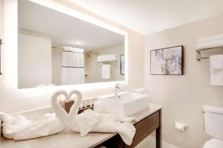 The Florida & Conference Center in the Florida Mall - 58