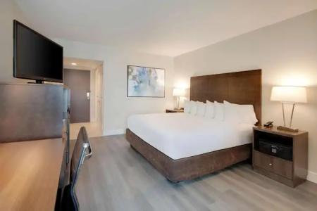 The Florida & Conference Center in the Florida Mall - 44