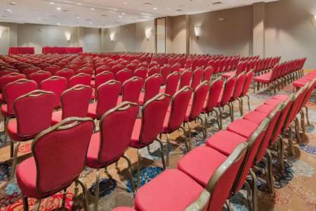 The Florida & Conference Center in the Florida Mall - 18