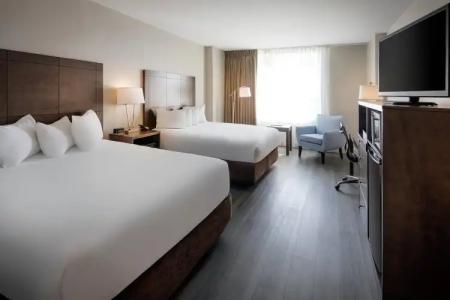 The Florida & Conference Center in the Florida Mall - 63