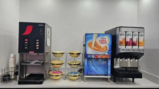 SureStay Plus by Best Western Orlando Lake Buena Vista - 10