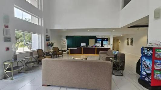 SureStay Plus by Best Western Orlando Lake Buena Vista - 14