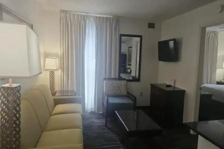 SureStay Plus by Best Western Orlando Lake Buena Vista - 47