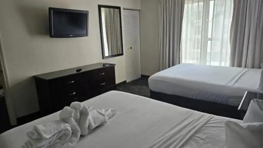 SureStay Plus by Best Western Orlando Lake Buena Vista - 70
