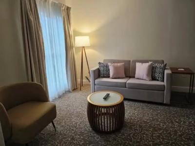 SureStay Plus by Best Western Orlando Lake Buena Vista - 97