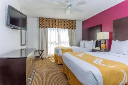 SureStay Plus by Best Western Orlando Lake Buena Vista - 57