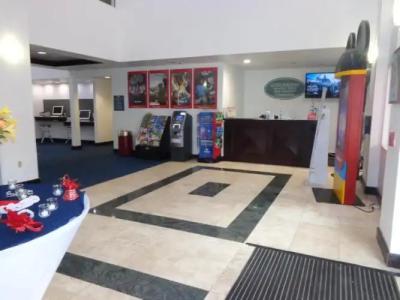 SureStay Plus by Best Western Orlando Lake Buena Vista - 17