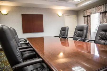 SureStay Plus by Best Western Orlando Lake Buena Vista - 21