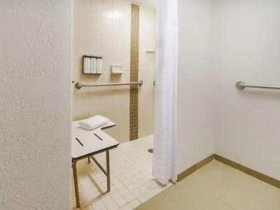 Hyatt Place across from Universal Orlando Resort - 52