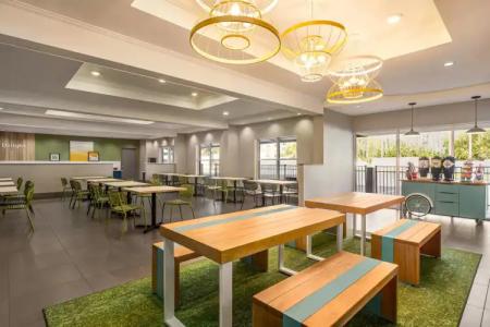 Spark by Hilton Orlando Universal Blvd - 25