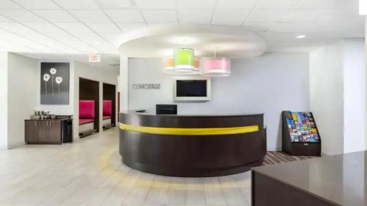 Avanti International Resort - 16