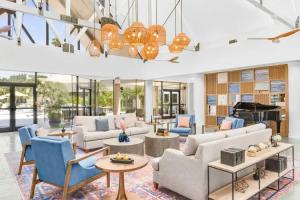 Marriott's Sabal Palms Hotel