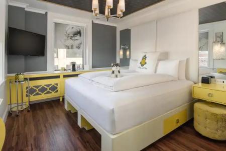 Staypineapple, A Delightful, South End - 19