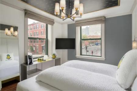 Staypineapple, A Delightful, South End - 17