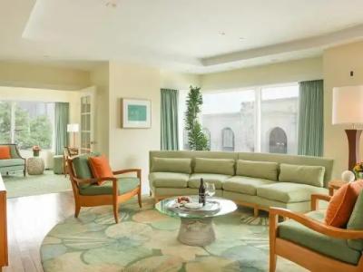 Seaport® Boston - 41