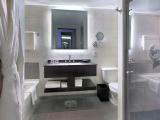 Deluxe Quadruple room with city view