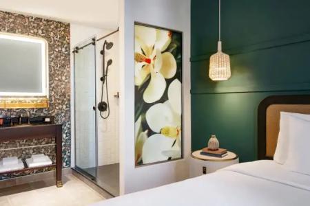 Glenn, Autograph Collection - 40