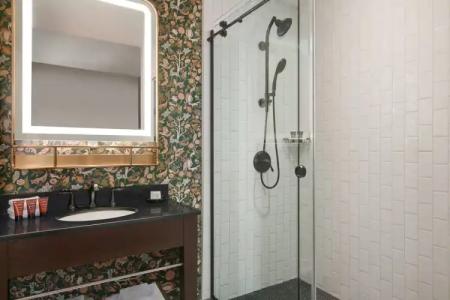 Glenn, Autograph Collection - 30