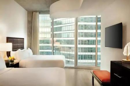 Twelve Downtown, Autograph Collection - 100