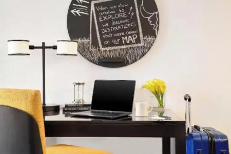 Twelve Downtown, Autograph Collection - 98