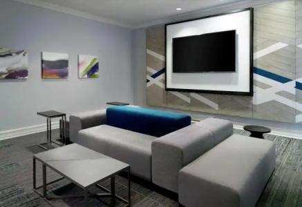 Hilton Garden Inn Atlanta-Buckhead - 5