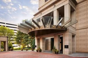 Waldorf Astoria Buckhead Hotel