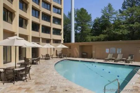 DoubleTree by Hilton Atlanta North Druid Hills/Emory Area - 15