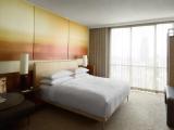 Corner Double room with city view