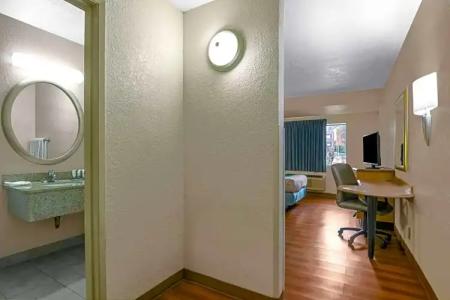 Motel 6-Atlanta, GA - Downtown - 38