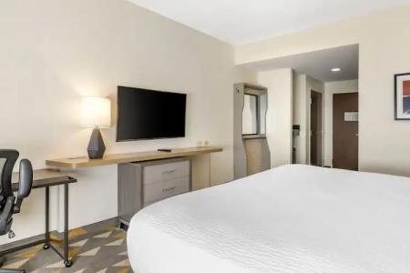 Holiday Inn Louisville Airport South by IHG - 28