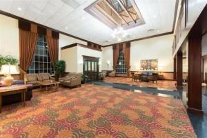 Ramada Plaza by Wyndham Louisville Hotel & Conference Center, Louisville