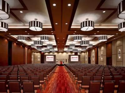 Louisville Marriott East - 14