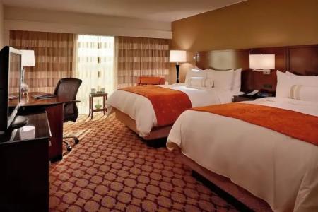 Louisville Marriott East - 30