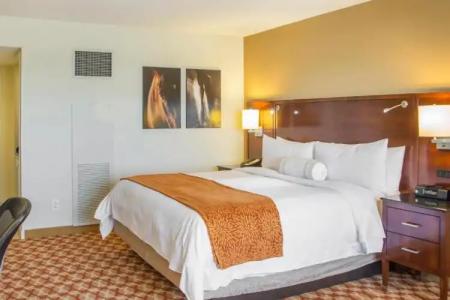 Louisville Marriott East - 22