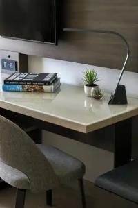 Anaheim Marriott - 85