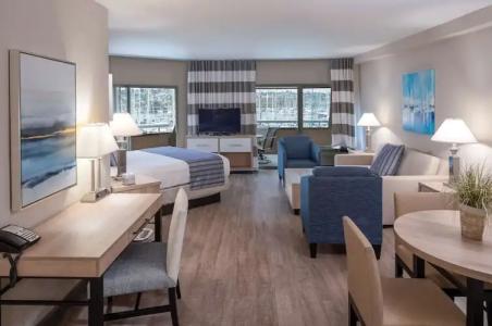 Bay Club and Marina - 108