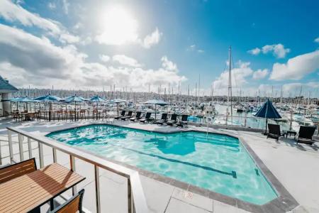 Bay Club and Marina - 35