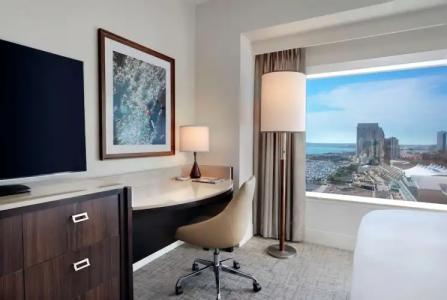 Hilton San Diego Bayfront - 110