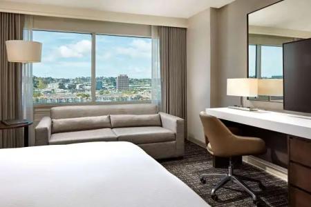 Hilton San Diego Mission Valley - 7